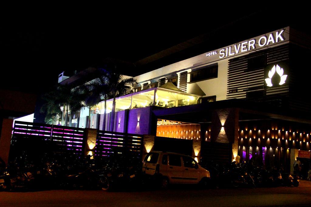 Hotel Silver Oak Bilaspur  Luaran gambar